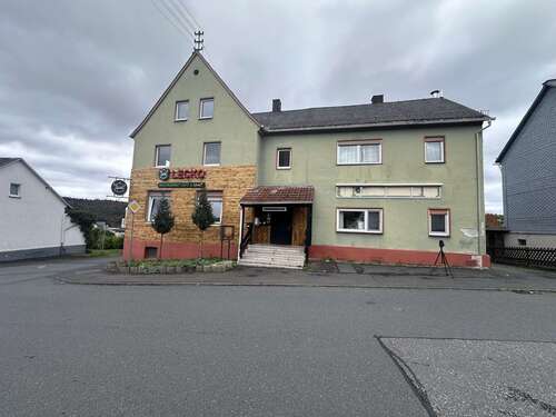 Foto - Haus zum Kaufen in Betzdorf 549.000,00 € 340 m²