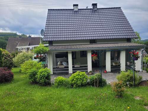 Foto - Haus zum Kaufen in Burbach 360.000,00 € 133 m²