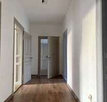 Haus zum Kaufen in Wurzen 298.000,00 € 343.65 m²