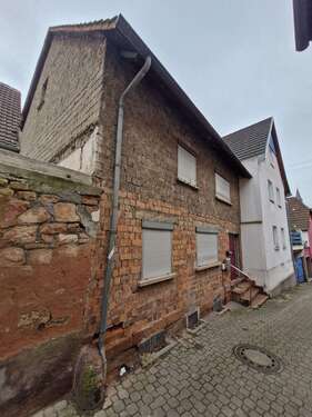 Foto - Haus zum Kaufen in Albersweiler 89.000,00 € 120 m²