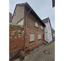 Haus zum Kaufen in Albersweiler 89.000,00 € 120 m²