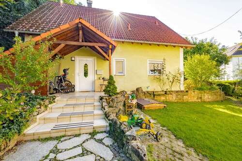 Foto - Haus zum Kaufen in Emmendingen 775.000,00 € 153 m²