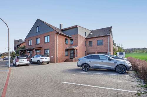 Foto - Haus zum Kaufen in Beckedorf 797.000,00 € 579 m²