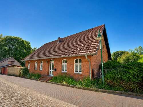 Foto - Haus zum Kaufen in Feldberger Seenlandschaft Carwitz 1.119.000,00 € 228.04 m²