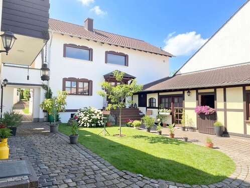 Foto - Haus zum Kaufen in Alfter 1.190.000,00 € 493 m²