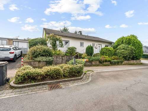 Foto - Haus zum Kaufen in Wermelskirchen 389.900,00 € 105 m²