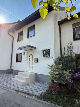 Foto - Haus zum Kaufen in Nürnberg 489.000,00 € 141 m²