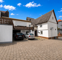 Haus zum Kaufen in Usingen 249.000,00 € 200 m²