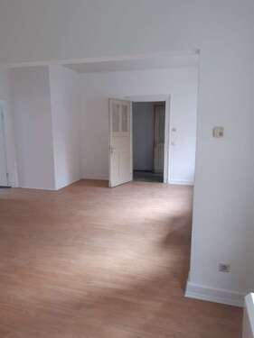 Foto - Haus zum Kaufen in Betzdorf 358.000,00 € 304 m²