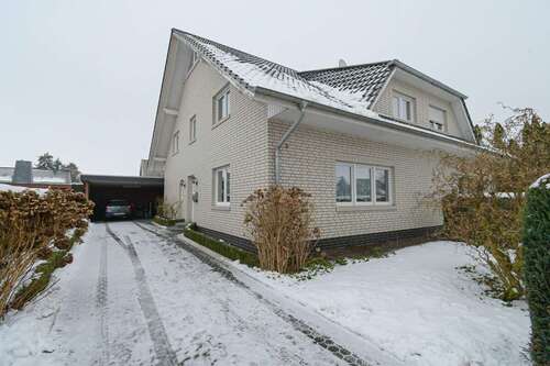 Foto - Haus zum Kaufen in Friesoythe Edewechterdamm 259.000,00 € 145.03 m²