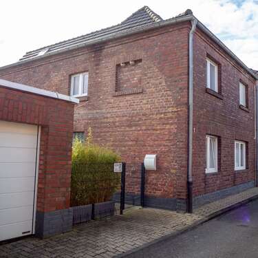 Foto - Haus zum Kaufen in Bedburg 398.000,00 € 132 m²