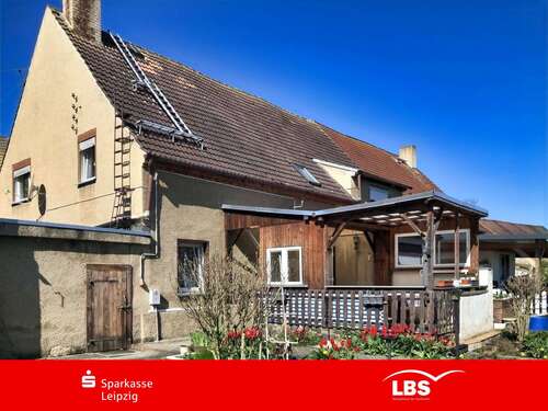 Foto - Haus zum Kaufen in Wiedemar 199.000,00 € 241 m²