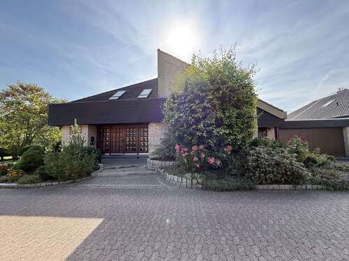 Foto - Haus zum Kaufen in Burgdorf 578.000,00 € 251 m²