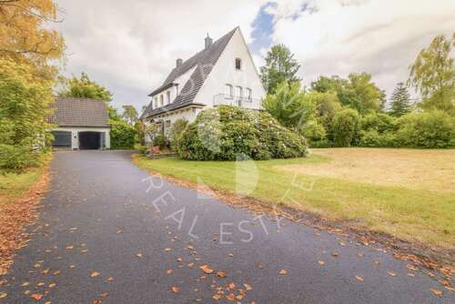 Foto - Haus zum Kaufen in Ratingen 1.490.000,00 € 250 m²