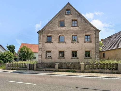 Foto - Haus zum Kaufen in Westheim 199.000,00 € 220 m²