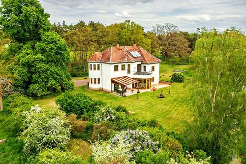 Foto - Haus zum Kaufen in Dreetz 995.000,00 € 220 m²