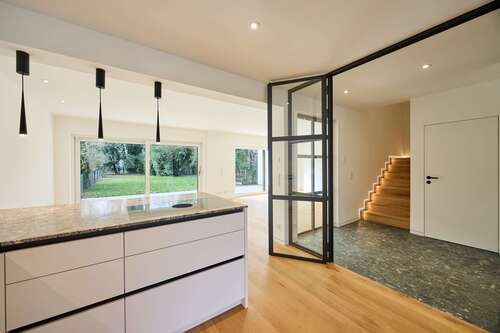 Foto - Haus zum Kaufen in München 3.100.000,00 € 150 m²