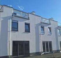 Haus zum Kaufen in Nackenheim 668.990,00 € 145.8 m²