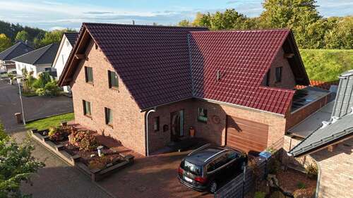 Foto - Haus zum Kaufen in Rötgesbüttel 629.000,00 € 212 m²