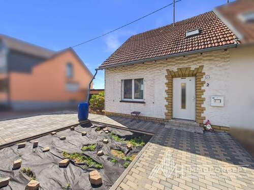 Foto - Haus zum Kaufen in Waldweiler 150.000,00 € 134 m²