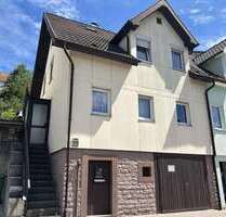 Haus zum Kaufen in Ispringen 220.000,00 € 106.96 m²