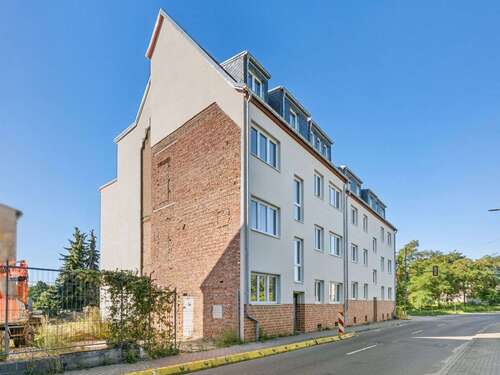 Foto - Haus zum Kaufen in Schkeuditz 875.000,00 € 960.66 m²