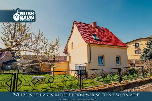 Foto - Haus zum Kaufen in Petersberg 195.000,00 € 100 m²