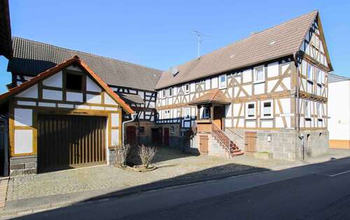 Foto - Haus zum Kaufen in Ebsdorfergrund 229.000,00 € 162.3 m²