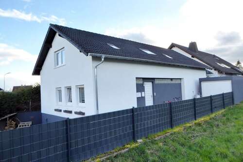 Foto - Haus zum Kaufen in Wetzlar 599.000,00 € 297 m²