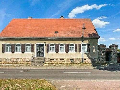 Foto - Haus zum Kaufen in Burgstall 130.000,00 € 160 m²