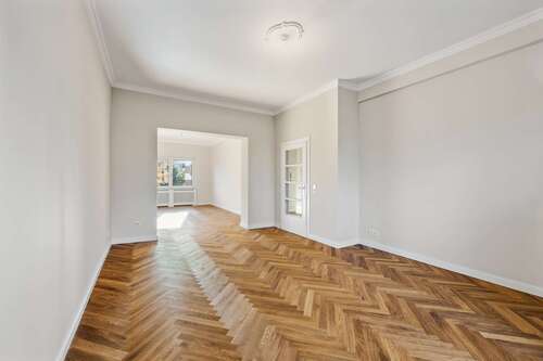 Foto - Wohnung zum Kaufen in Düsseldorf-Oberkassel 885.000,00 € 94 m²