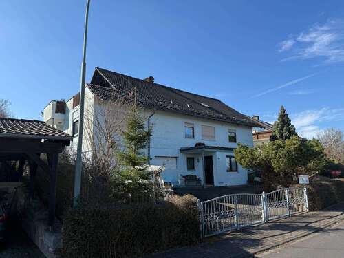 Foto - Haus zum Kaufen in Eichenzell-Büchenberg 364.000,00 € 271 m²
