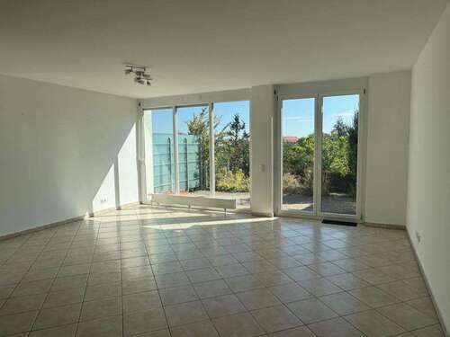Foto - Haus zum Mieten in Sindelfingen 2.000,00 € 160 m²