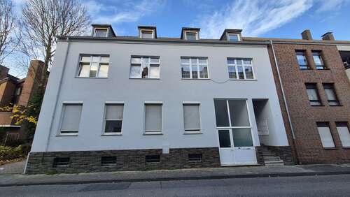 Foto - Haus zum Kaufen in mönchengladbach 690.000,00 € 300 m²