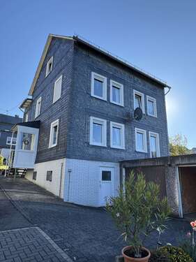Foto - Haus zum Kaufen in Siegen 195.000,00 € 142.23 m²