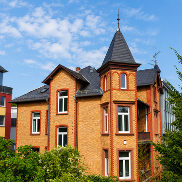 Foto - Haus zum Kaufen in Bad Soden 1.350.000,00 € 302 m²