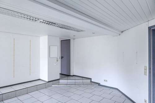 Foto - Büro in Calw 650,00 € 125 m² - 650,00&nbsp;EUR Kaltmiete, ca.&nbsp; 125,00&nbsp;m&sup2;