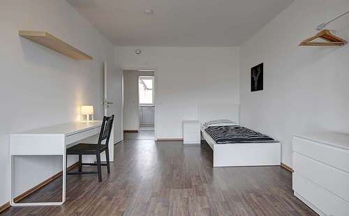 Foto - WG-Zimmer in Stuttgart 410,00 € 18 m²