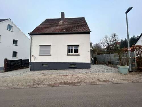 Foto - Haus zum Mieten in Schrollbach 1.750,00 € 170 m²