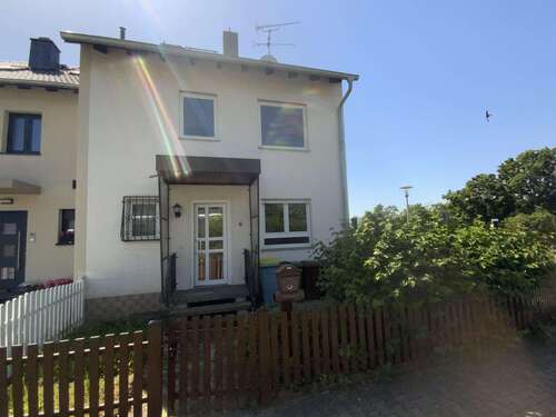 Foto - Haus zum Kaufen in Langenselbold 375.000,00 € 124 m²