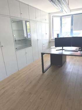 Foto - Büro in Dietzenbach 400,00 € 30 m²