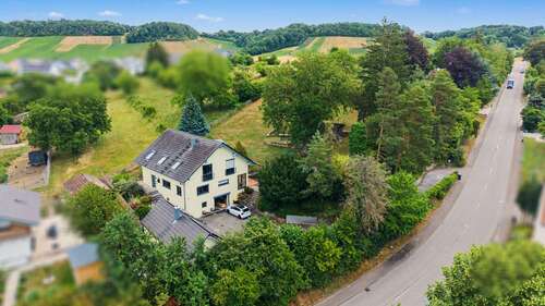 Foto - Haus zum Kaufen in Eppingen 899.000,00 € 208 m²