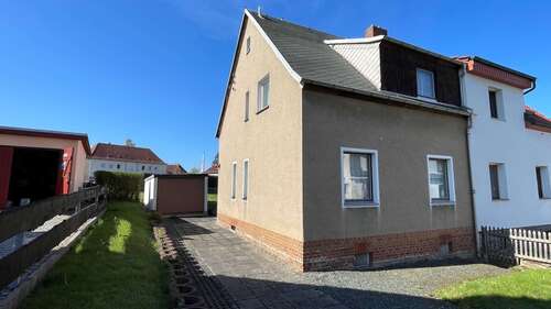 Foto - Haus zum Kaufen in Werdau 52.400,00 € 80 m²