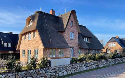 Foto - Haus zum Kaufen in Wenningstedt Braderup 3.690.000,00 € 183 m²
