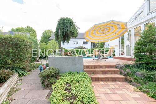 Foto - Haus zum Kaufen in Ludwigshafen 569.000,00 € 206 m²