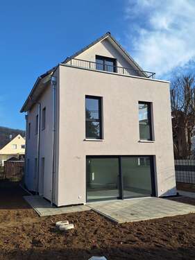 Foto - Haus zum Kaufen in Tegernheim 845.000,00 € 139 m²