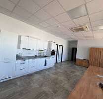 Büro in Backnang 1.410,00 € 141 m²