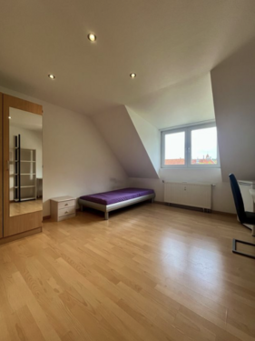 Foto - WG-Zimmer in Stuttgart 400,00 € 14 m²