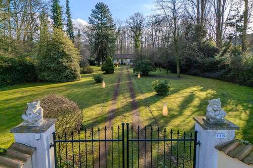 Foto - Haus zum Kaufen in Krefeld Hüls 625.000,00 € 144 m²