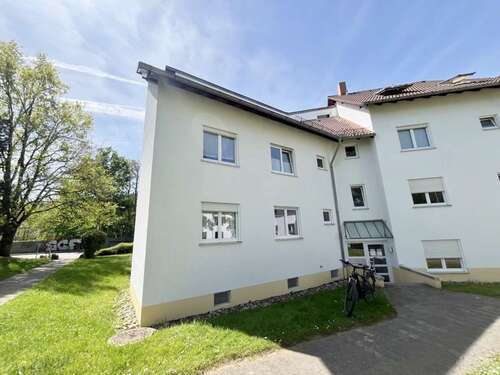 Foto - Wohnung zum Kaufen in Kirchzarten 280.000,00 € 67 m²